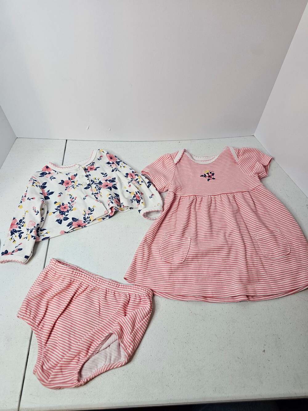 Little me size 6M 3 piece set